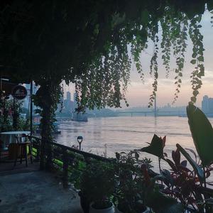 阿德陈玉滢五部曲和五部曲的主要内容概括
